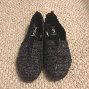 Black and White Mad Love Flats